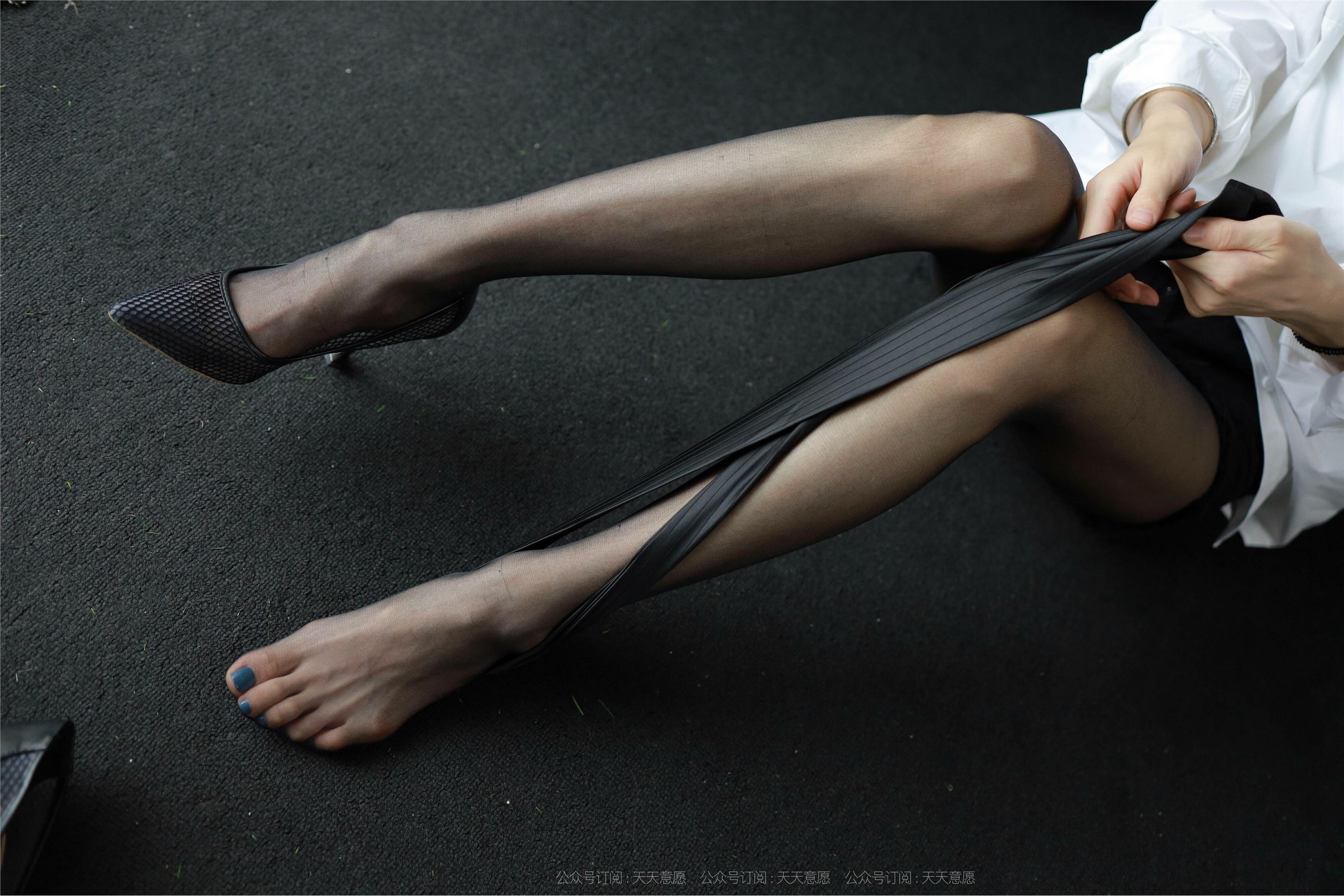 IESS异思趣向  2021.10.11 丝享家944：小六《黑色丝带》